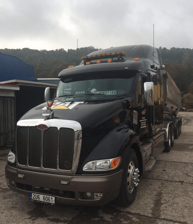 Запись звуков грузовика Peterbilt 587 Запись звуков грузовика Peterbilt 587