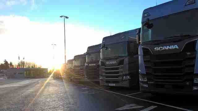 Euro Truck Simulator 2: новые грузовики SCANIA [Полный отчёт]