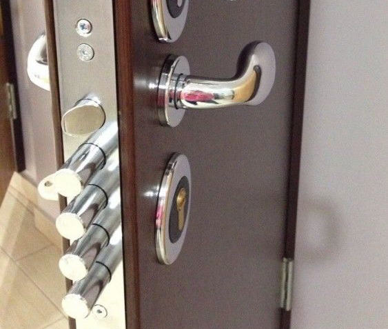 Большой выбор качественных дверных замков